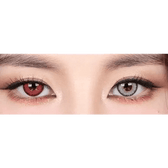 Olens Vampire Red — both eyes wearing the contact lenses