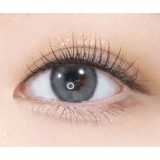 Olens ViVi Ring Gray — single-eye close-up showing the contact lens appearance