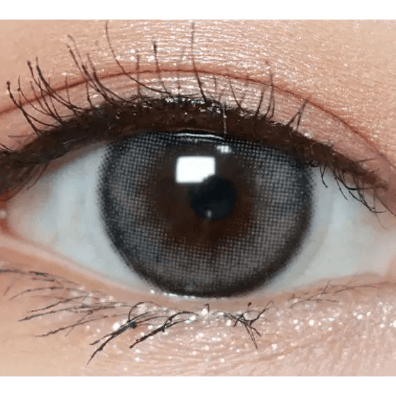 Olens ViVi Ring Gray — single-eye close-up showing the contact lens appearance