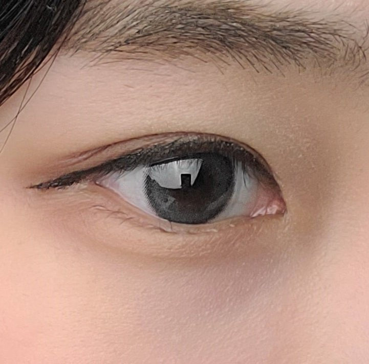 Olens ViVi Ring Gray Toric colored contact lens, 13.0mm graphic diameter, Monthly wear