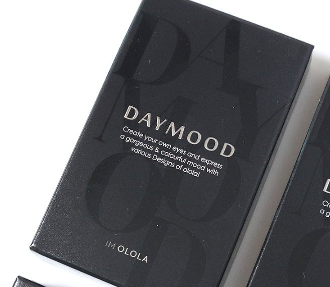 Olola Daymood Brown colored contact lens, 13.3mm graphic diameter, 3-6 Months wear