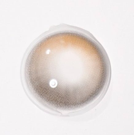 Olola Daymood Brown colored contact lens, 13.3mm graphic diameter, 3-6 Months wear