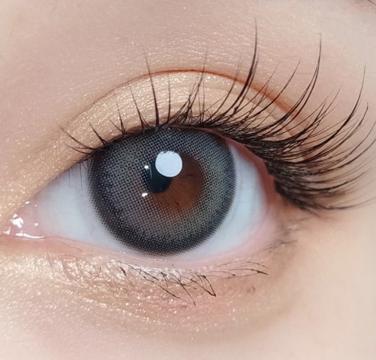 Olola Muted Gray — monthly colored contact lenses, 13.5mm graphic diameter