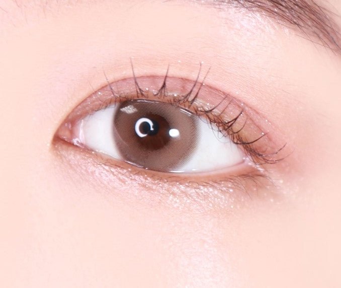 Olola Purity Shine Taupe Brown colored contact lens, 13.2mm graphic diameter, 3-6 Months wear