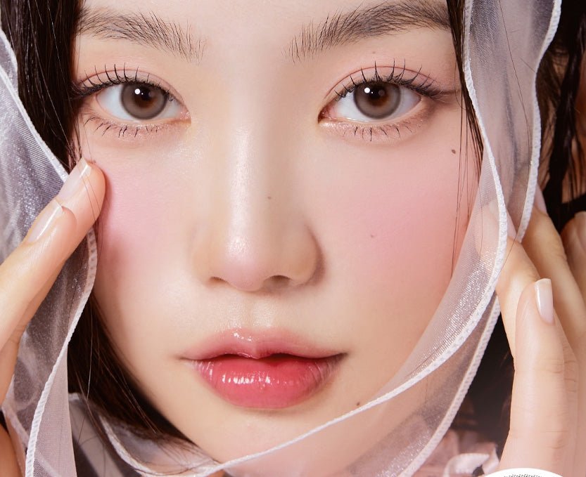 Olola Purity Shine Taupe Brown colored contact lens, 13.2mm graphic diameter, 3-6 Months wear