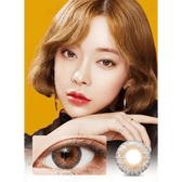 LensVery Poing Gray — model portrait showing the contact lens look