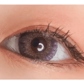 LensVery Poing Violet — single-eye close-up showing the contact lens appearance