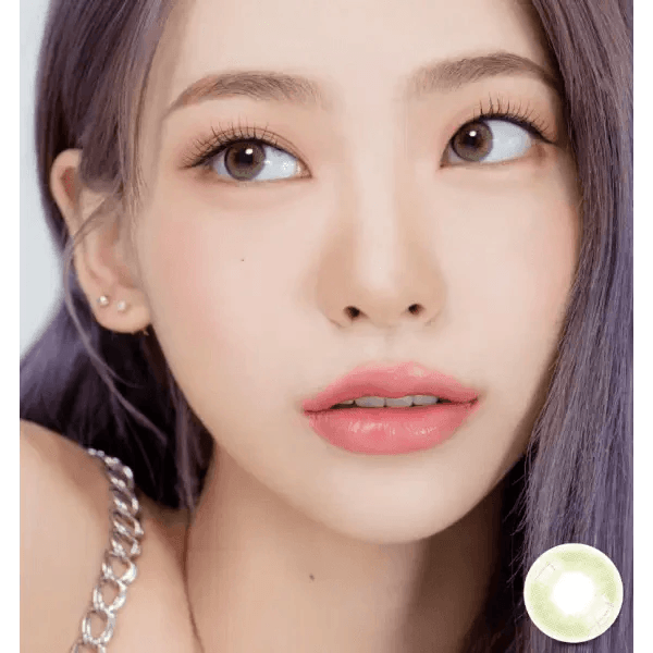LensRang Real Khaki Green — model portrait showing the contact lens look