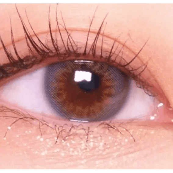 LensRang Real Ocean Gray — single-eye close-up showing the contact lens appearance