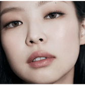 Olens Real Ring 1Day Gray (20p) — model portrait showing the contact lens look
