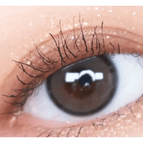 Olens Real Ring Gray — single-eye close-up showing the contact lens appearance