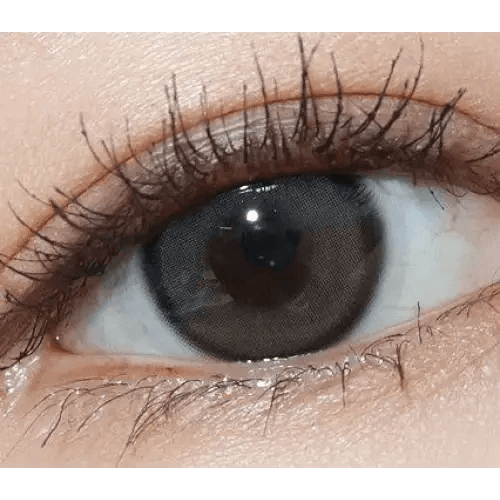 Olens Real Ring Gray — single-eye close-up showing the contact lens appearance