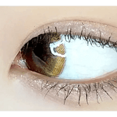 LensVery Rich Ann Latte Brown (6p) — single-eye close-up showing the contact lens appearance