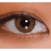 LensVery Rich Ann Shine Brown (6p) — single-eye close-up showing the contact lens appearance