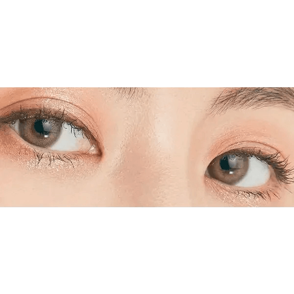 LensTown Romantea London 1Day Brown (10p) — both eyes wearing the contact lenses