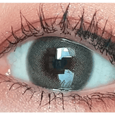 LensTown Romantea London 1Day Olive Green (10p) — single-eye close-up showing the contact lens appearance