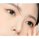 LensTown Romantea Ring 1Day Black (10p) — model portrait showing the contact lens look