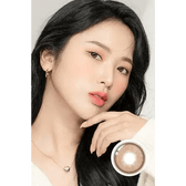 LensTown Romantea Ring 1Day Brown (10p) — model portrait showing the contact lens look