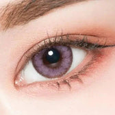 LensTown Romantea Rome Pink — single-eye close-up showing the contact lens appearance
