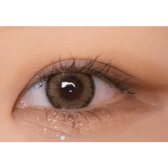 LensTown Romantea Tokyo Grande Khaki Brown — single-eye close-up showing the contact lens appearance