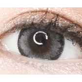 LensTown Romantea Tokyo Grande Warm Gray — single-eye close-up showing the contact lens appearance