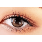 LensTown Romantea Tokyo Peach Brown — single-eye close-up showing the contact lens appearance