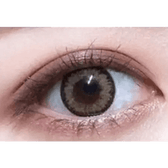 LensTown Romantea Tokyo Peach Brown — single-eye close-up showing the contact lens appearance