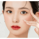 LensRang Romantic Gray — model portrait showing the contact lens look