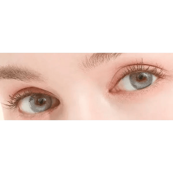 LensTown Rose Swan Gray Diamond — both eyes wearing the contact lenses