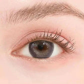LensTown Rose Swan Violet Quartz — single-eye close-up showing the contact lens appearance