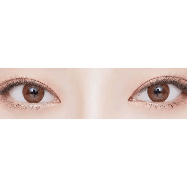 LensVery Rosee Classic Brown — both eyes wearing the contact lenses