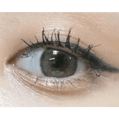 i-DOL Roze Airy Nude Brown — single-eye close-up showing the contact lens appearance