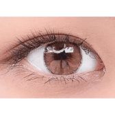 i-DOL Roze Airy Pumpkin Brown — single-eye close-up showing the contact lens appearance