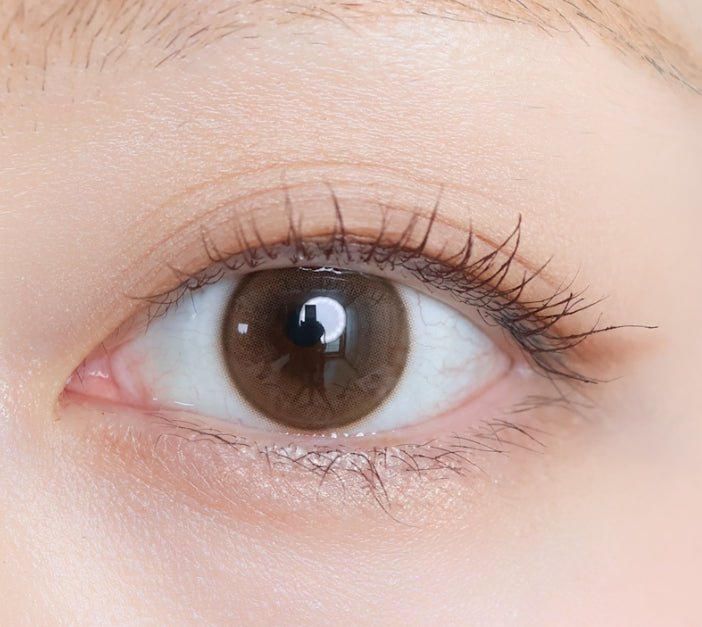 Olens Shine Touch Milky Choco colored contact lens, 12.7mm graphic diameter, Monthly wear